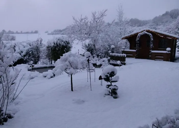 Ferienwohnung-pruemtalblick Апартаменты